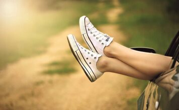 Ile pali samochód Hummer?