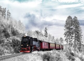 Ile hamuje pociąg towarowy?