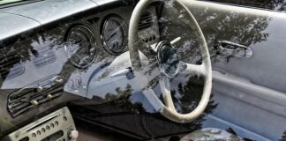 Ile waży Nissan GT-R?