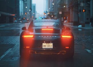 Czy wymiana płynu hamulcowego poprawia hamowanie? Czy wymiana płynu hamulcowego poprawia hamowanie?